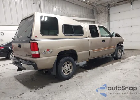 2004 Chevrolet Silverado 1500 Ls z USA, uszkodzony, nr VIN 2GCEK19T941211355